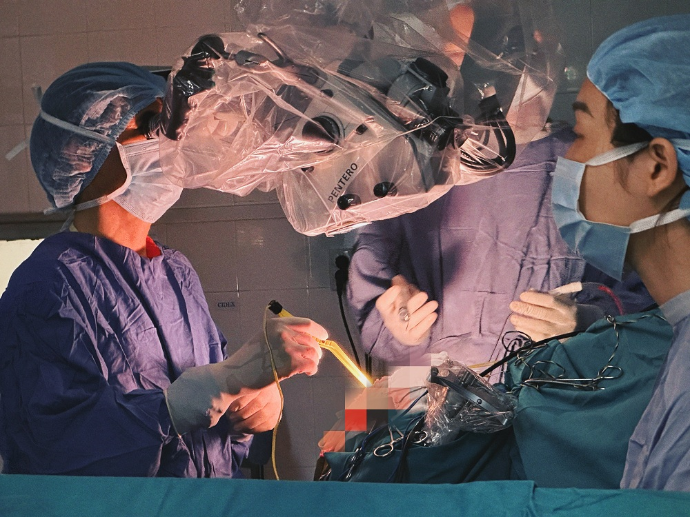 Bệnh viện Hữu nghị Việt Đức: Lần đầu tiên điều trị động kinh dưới hướng dẫn của điện não đồ vỏ não ECoG